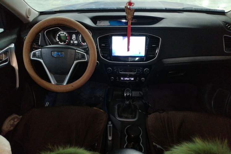 Used Geely Auto Vision X6 2016 1.8L Manual Luxury Model
