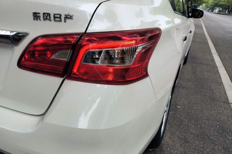Used Nissan Sylphy 2024 Facelifted Three Classic 1.6XE CVT Comfort Edition Right Rear Taillight