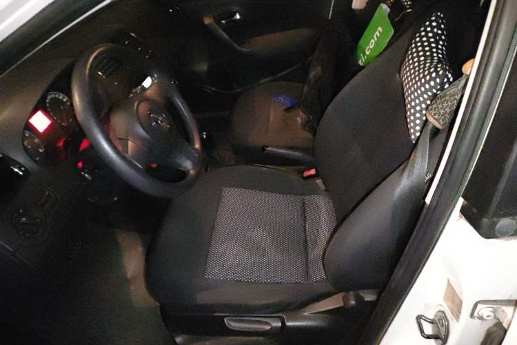 Used Volkswagen Polo 2011 1.6L Automatic ZhiShang Version Left Front Seat