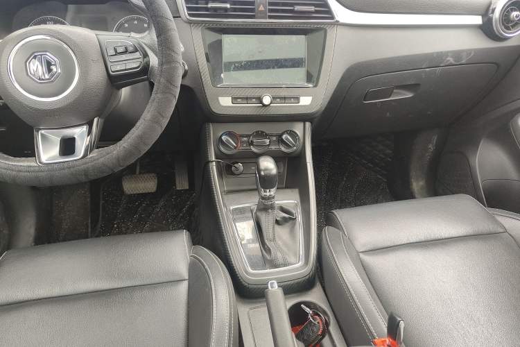 Used MG ZS 2018 1.5L Automatic Luxury Edition China V Standard