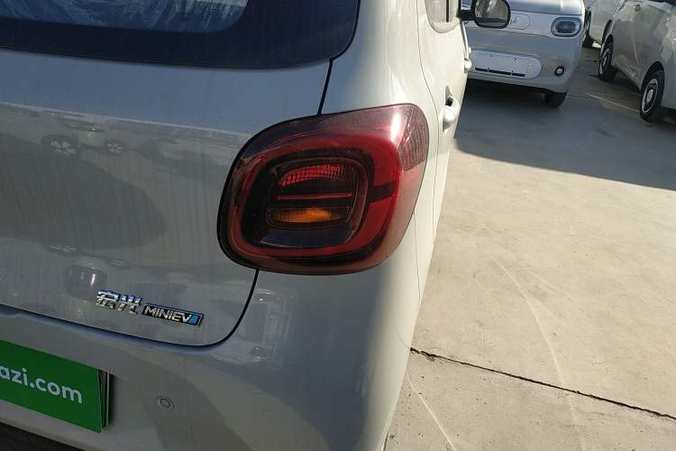 Used Wuling Hongguang MINIEV 2025 Four-Door Version Advanced Edition
