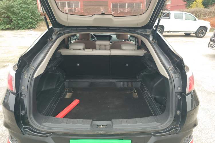 Used Venucia T90 2017 2.0L CVT Smart Edition
