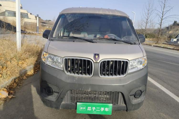 Used Jinbei Hiace X30 2023 1.5L Super-Enjoyment Van 2/5 Seats Non-Air-Conditioned Version SWC15M Exterior 1