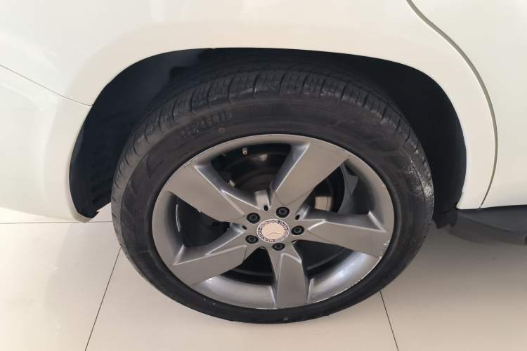 Used Mercedes-Benz GLK-Class 2013 Facelift GLK 300 4MATIC Fashion Edition Right Rear Wheel Hub