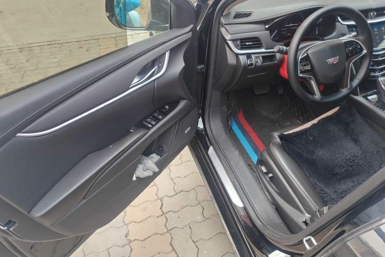 Used Cadillac XTS 2018 28T Tech Edition Driver Seat