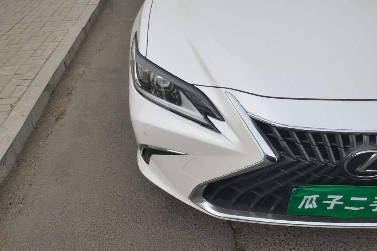 Used Lexus ES 2023 200 Excellence Edition