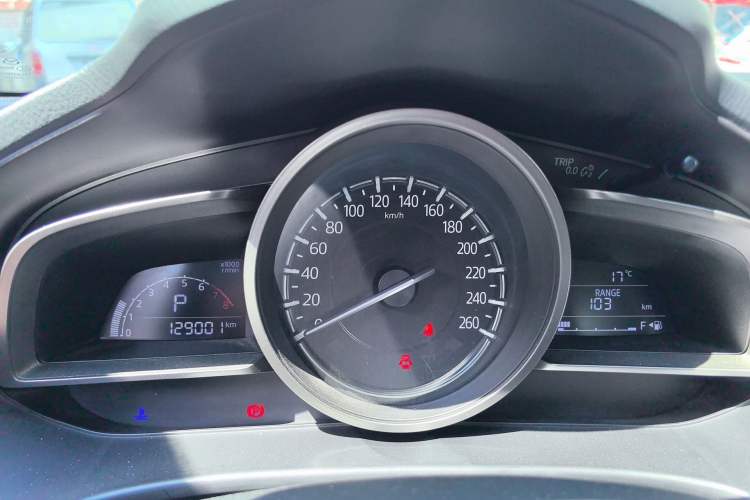 Used Mazda 3 Axela 2017 Sedan 1.5L Automatic Luxury Model Emission Standard China V
