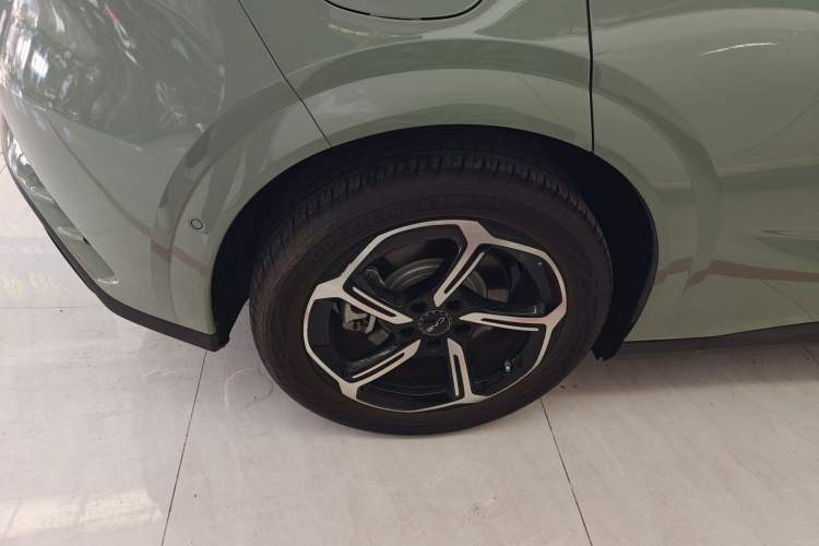 Used BYD Seal 06GT 2025 Intelligent Driving Version 605 Heatwave Edition Right Rear Wheel Hub