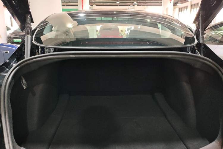 Used Tesla Model 3 2022 Rear-Wheel-Drive Version
