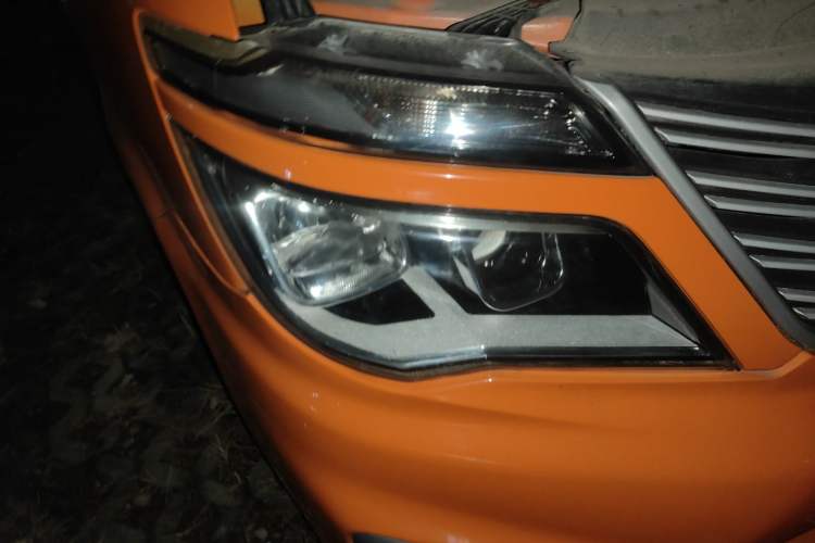 Used FORTHING Lingzhi 2022 V3 1.6L Base Model 2 Seats
