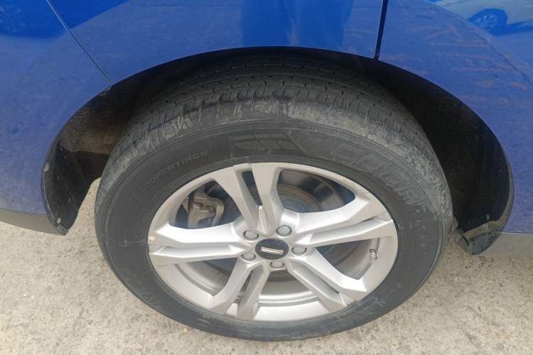 Used Wey VV5 2021 1.5T Two-Wheel Drive Color Pioneer