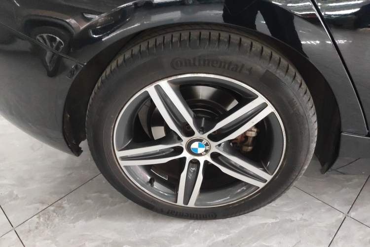 Used BMW 1 Series 2016 120i Sport Design Package
