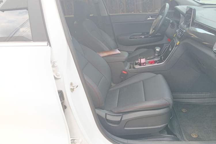 Used Kia KX5 2019 1.6T Automatic Two-Wheel Drive Luxury Edition
