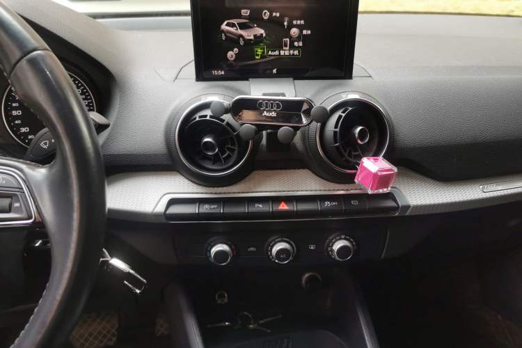 Used Audi Q2L 2020 35 TFSI Ambition Dynamic Edition
