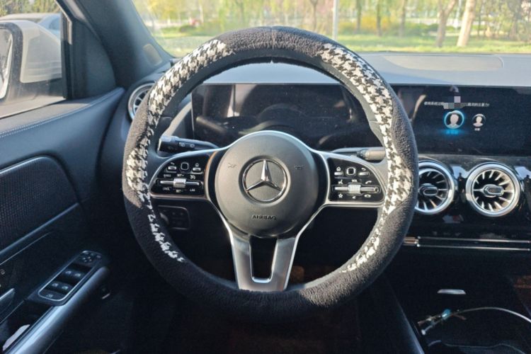 Used Mercedes-Benz GLA 2022 GLA 220 Steering Wheel