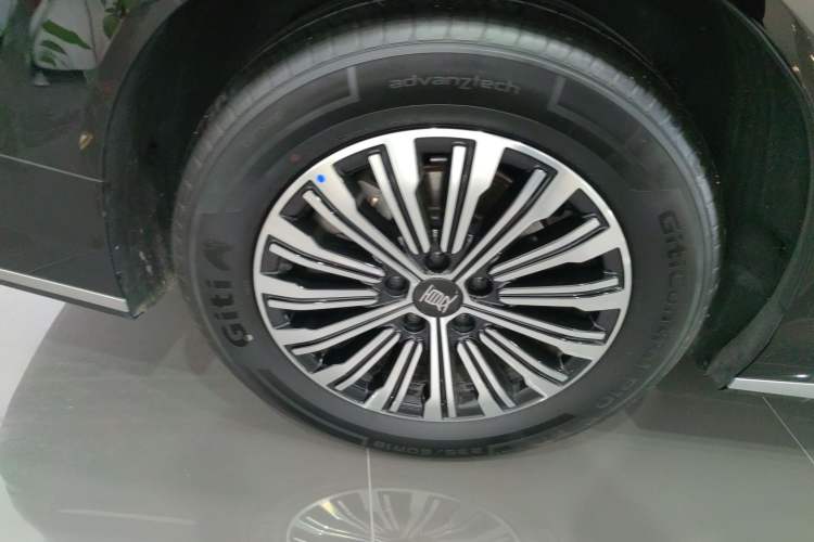 Used BYD Xia 2025 DM-i 1.5T 180km Beyond Edition Exterior 8