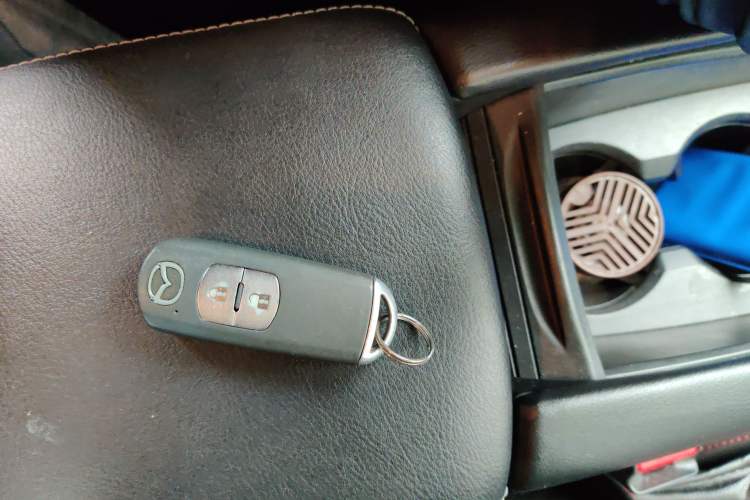 Used Mazda CX-4 2018 2.0L Automatic Two-Wheel Drive Blue Sky Dynamic Version China V Standard
