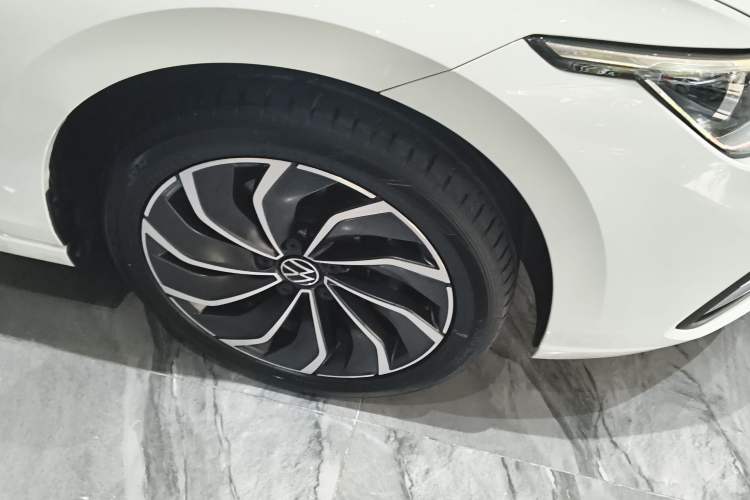 Used Volkswagen Golf 2023 Facelift 280TSI DSG Pro