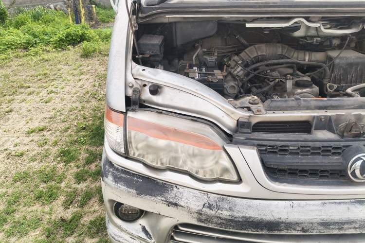 Used FORTHING Lingzhi 2012 Commercial Version 1.6L Utility Model Right Front Headlight