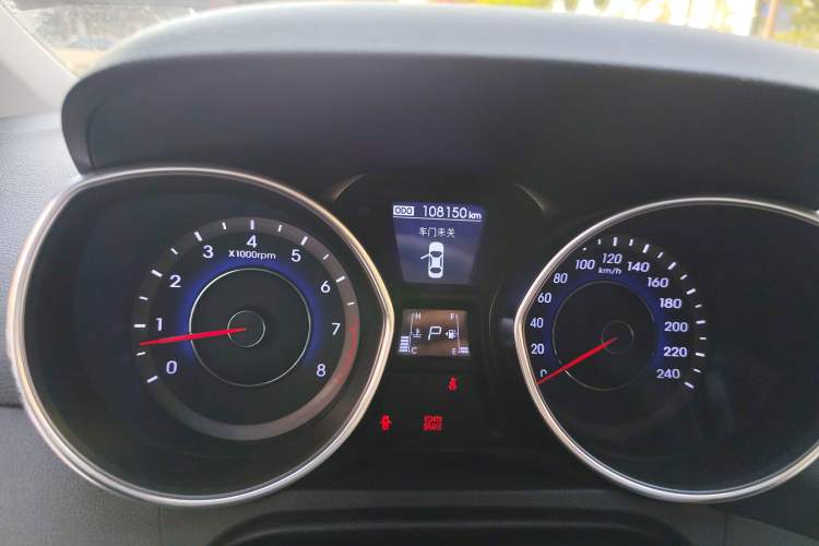 Used Hyundai Elantra (5th Generation / Langdong) 2015 1.6L Automatic Leading Model
