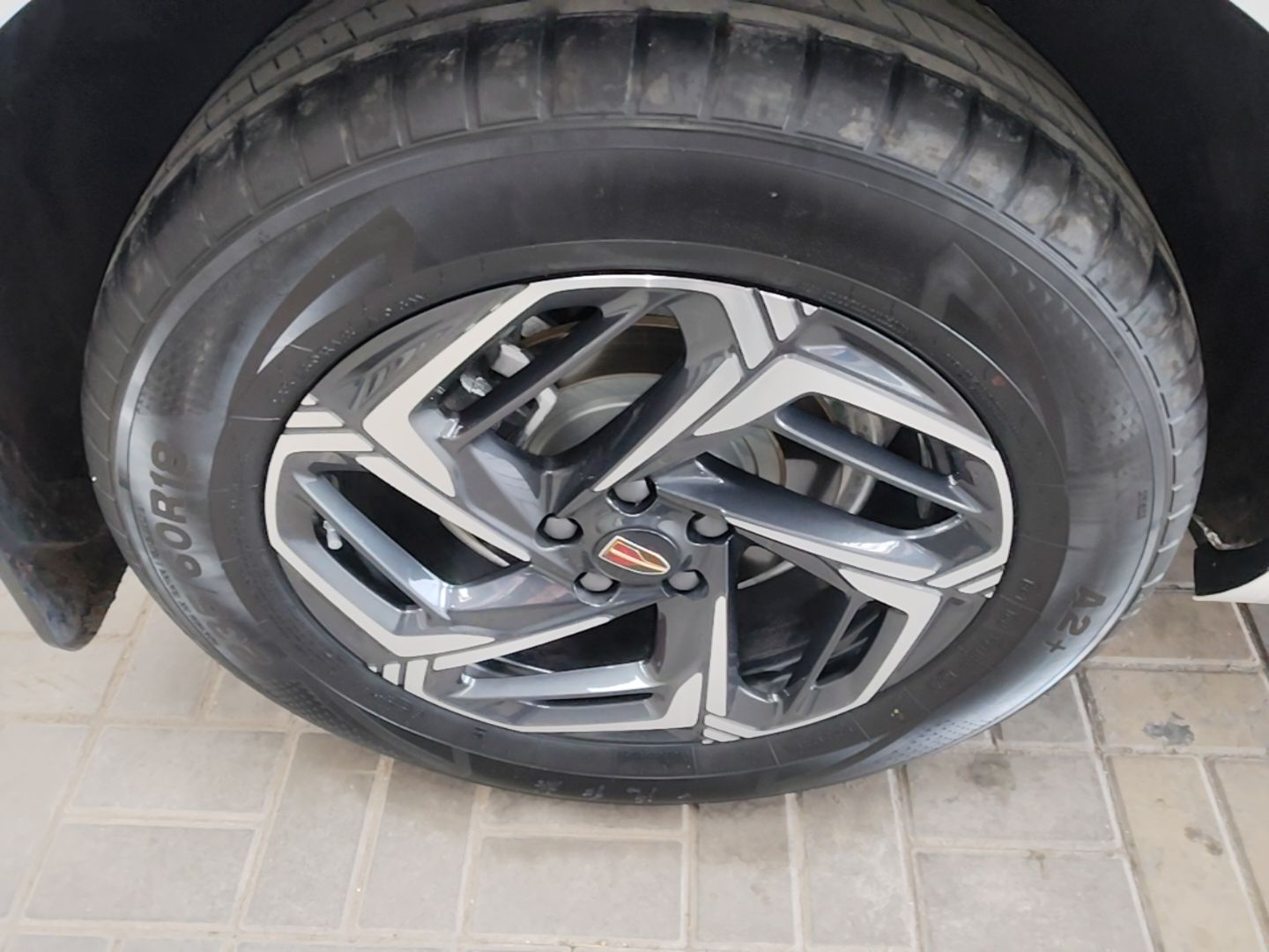 Hongqi HS3 2023 1.5T Two-Wheel Drive Shanwei Edition — снимка 11