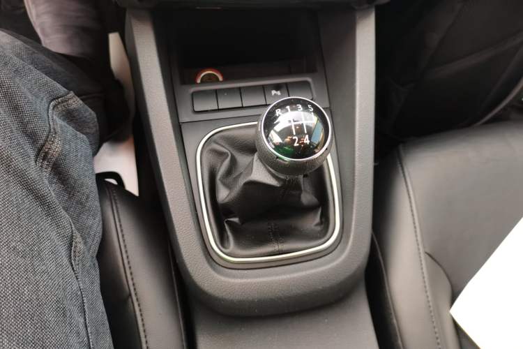 Used Volkswagen Sagitar 2014 1.4TSI Manual Luxury Model