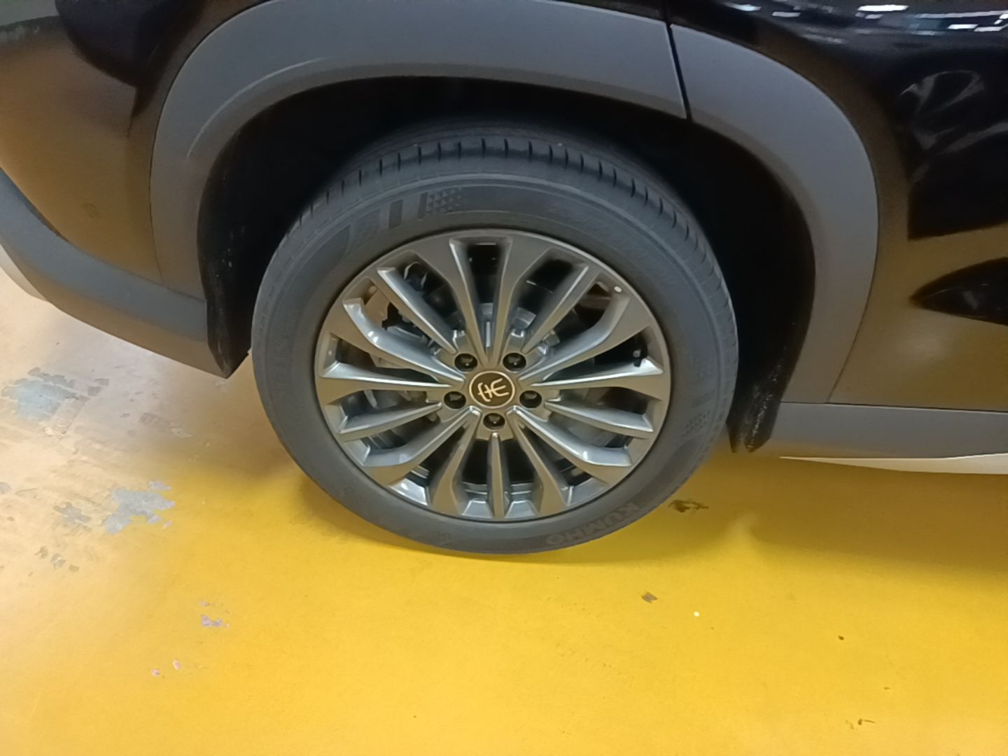 BYD Song Ultra EV 2026 Model DM-i 205KM Superior Edition — снимка 11