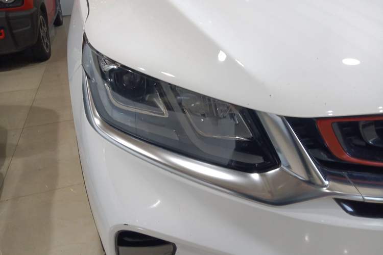 Used Geely Auto Coolray 2019 Sport Model 260T DCT Patrol China V Standard Right Front Headlight