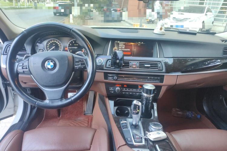 Used BMW 5 Series 2014 535Li Leading Model

