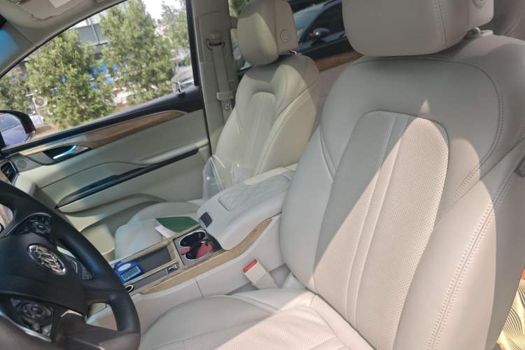 Used Buick GL8 2018 ES 28T Luxury Model China VI Standard Left Front Seat