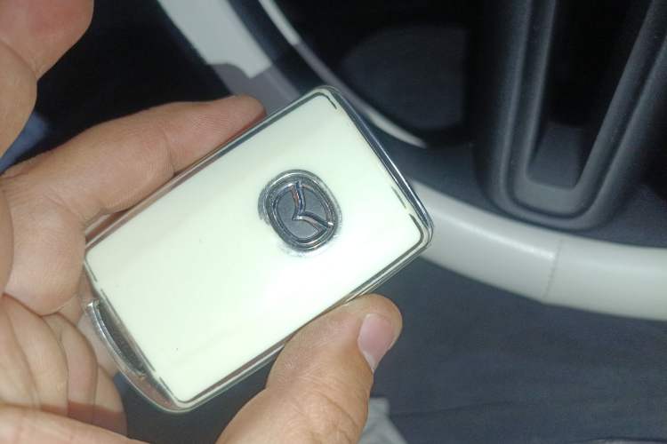 Used Mazda Mazda 3 Axela 2023 2.0L Automatic Zhiqing Edition
