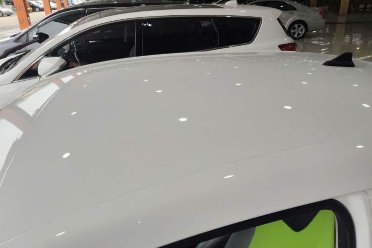 Used Roewe Clever 2021 302 km New Four-Seater Super-Efficient Version