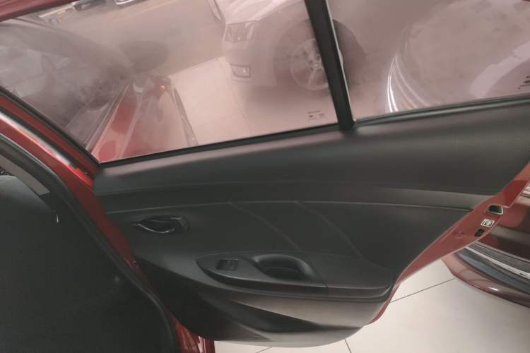 Used Toyota YARiS L Zhi Xiang 2017 1.5E CVT Dynamic Edition Right Rear Door Interior