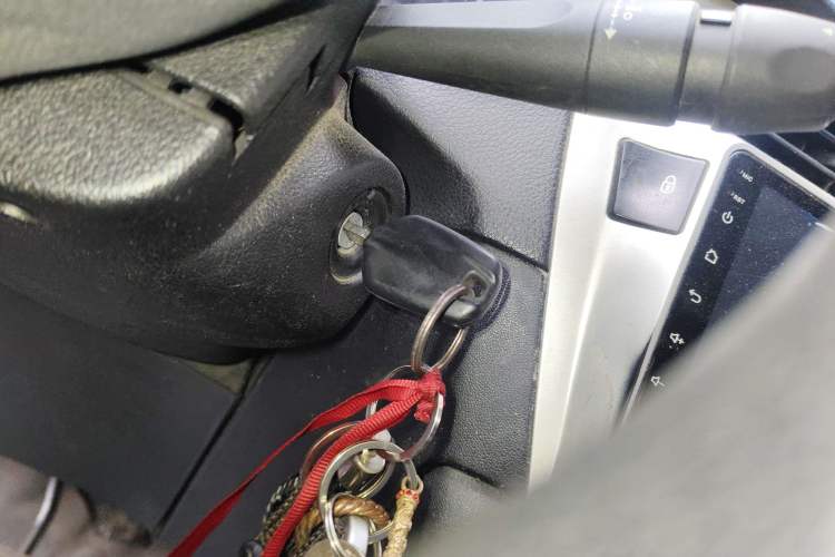 Used Peugeot 301 2018 1.6L Manual Comfort Edition