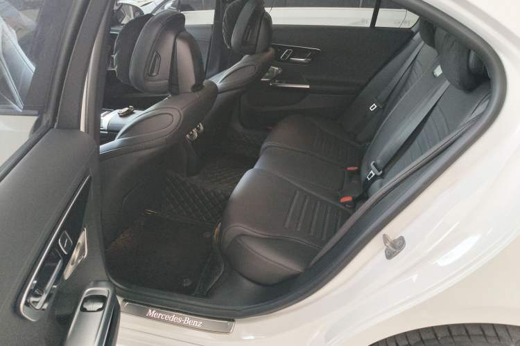 Used Mercedes-Benz C-Class 2025 C 260 L Obsidian Night Sport Edition
