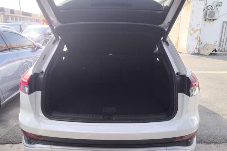 Used Audi Q4 e-tron 2022 50 e-tron quattro Creation Edition
