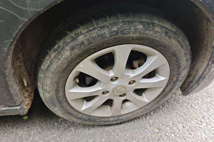 Used Venucia R50X 2013 1.6L Manual Model
