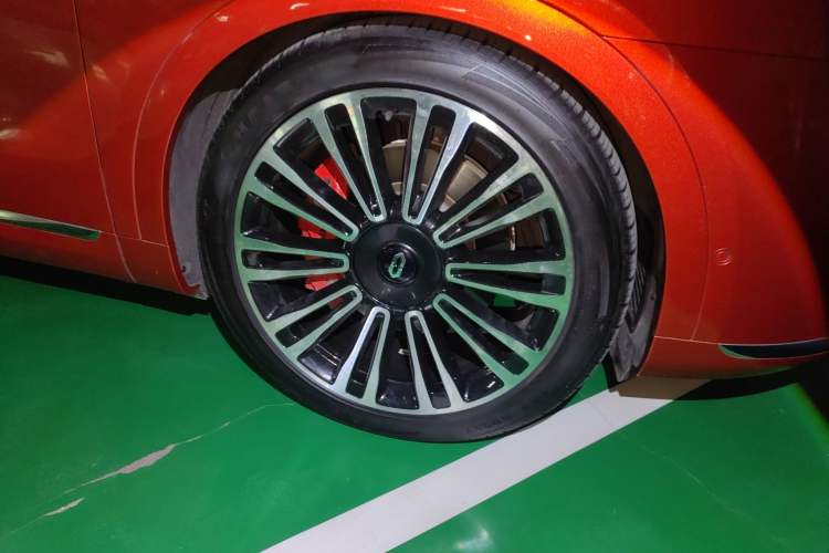 Used Hima AITO M9 2024 Range-Extended Ultra Version 42 kWh 6-Seater Model