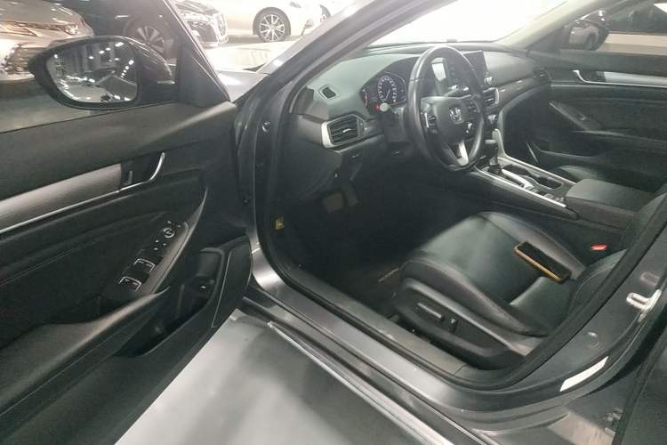 Used Honda Accord 2018 260TURBO Elite Edition China VI
