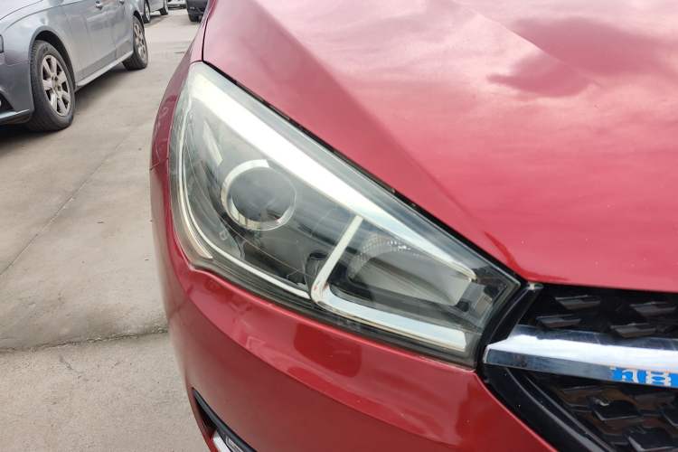 Used Chery Arrizo 5 2017 1.5L CVT Trendsetting Edition Right Front Headlight