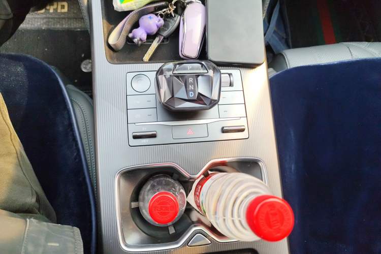 Used BYD Song L DM-i 2025 Intelligent Driving Version 112 km Beyond-Range Type
