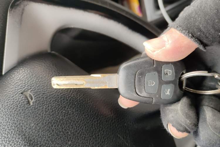 Used Brilliance H230 2012 1.5L Manual Elite Edition
