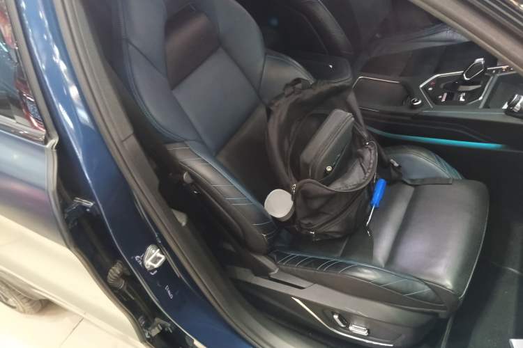 Used Lynk & Co 05 2020 2.0TD Two-Wheel Drive Shine Halo
