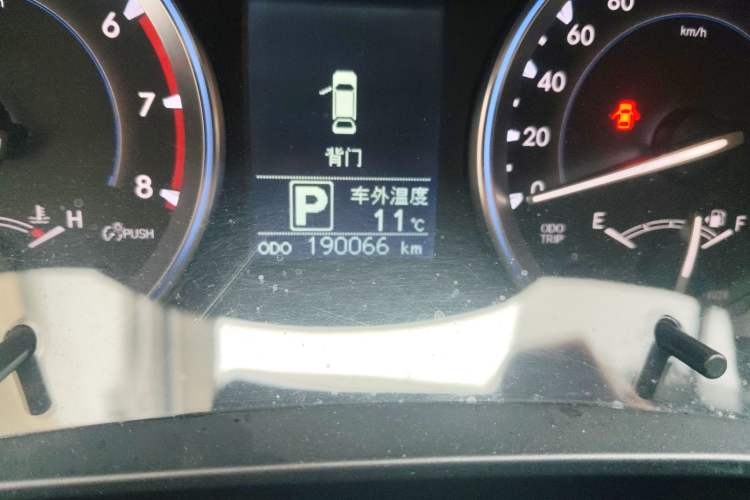 Used Toyota Highlander 2015 2.0T Two-Wheel Drive Elite Edition 5 Seats