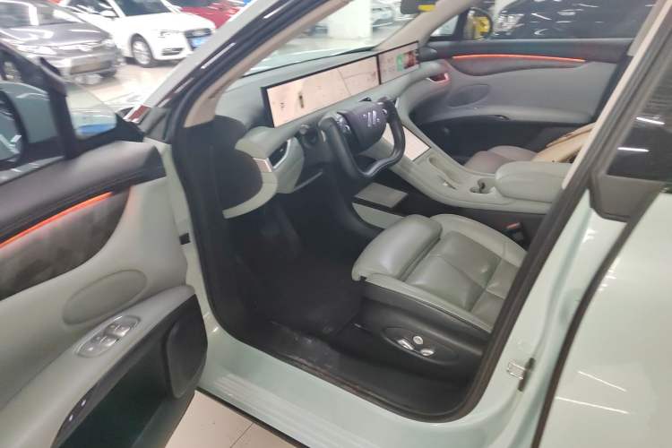 Used IM LS6 2023 Max Standard Edition