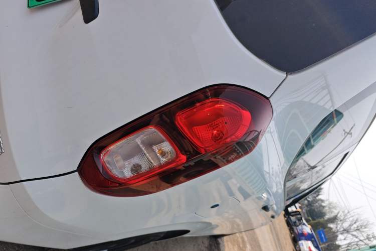 Used Wuling Hongguang New Energy 2025 Extended-Range Hybrid 50 km Standard Version