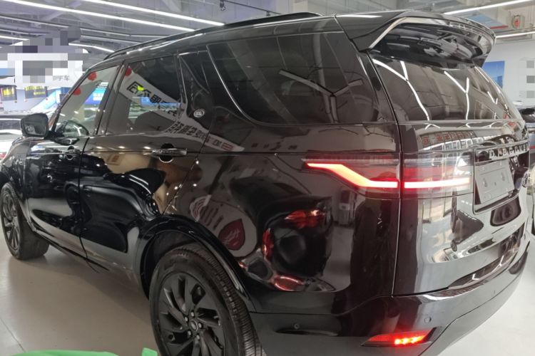 Used Land Rover Discovery 2023 Revised Version 360 PS R-Dynamic S