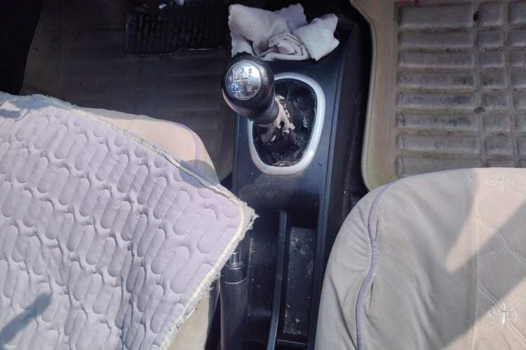 Used CHANGAN CX20 2014 1.4L Manual Sunroof Navigation Version China V Standard
