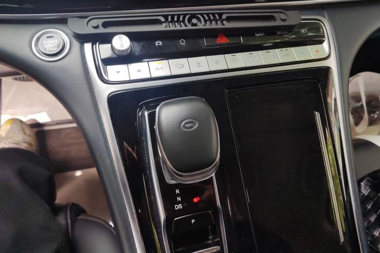 Used GAC Trumpchi M8 2021 Lingxiu Series 390T Deluxe Edition
