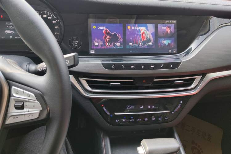 Used CHANGAN CS35PLUS 2019 1.4T DCT Chuanlian Blue Whale Edition
